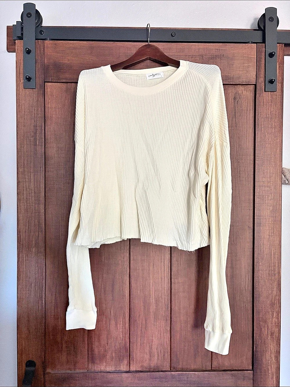Carly Jean Waffle long sleeve shirt in Cream Like New